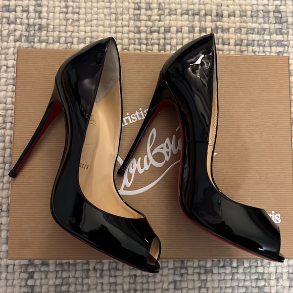Christian Louboutin Youpi 120 Patent Leather Pumps - Picture 6 of 10